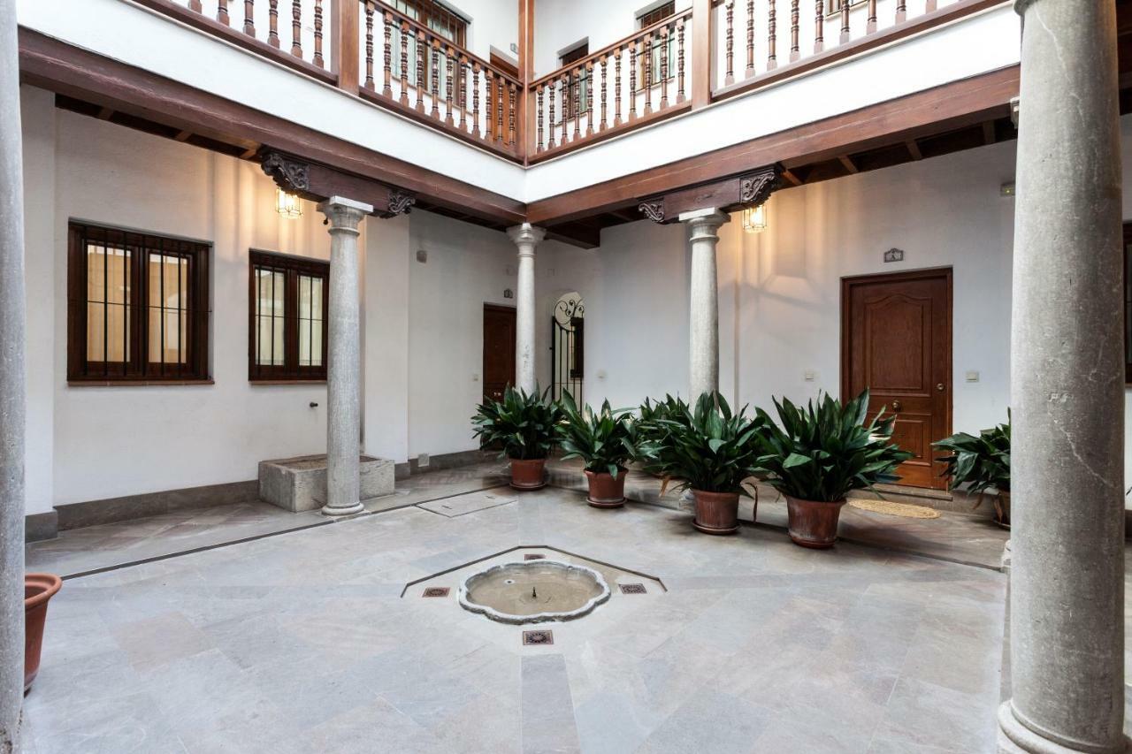 Apartamento De Lujo En Antiguo Convento Granada Exterior foto